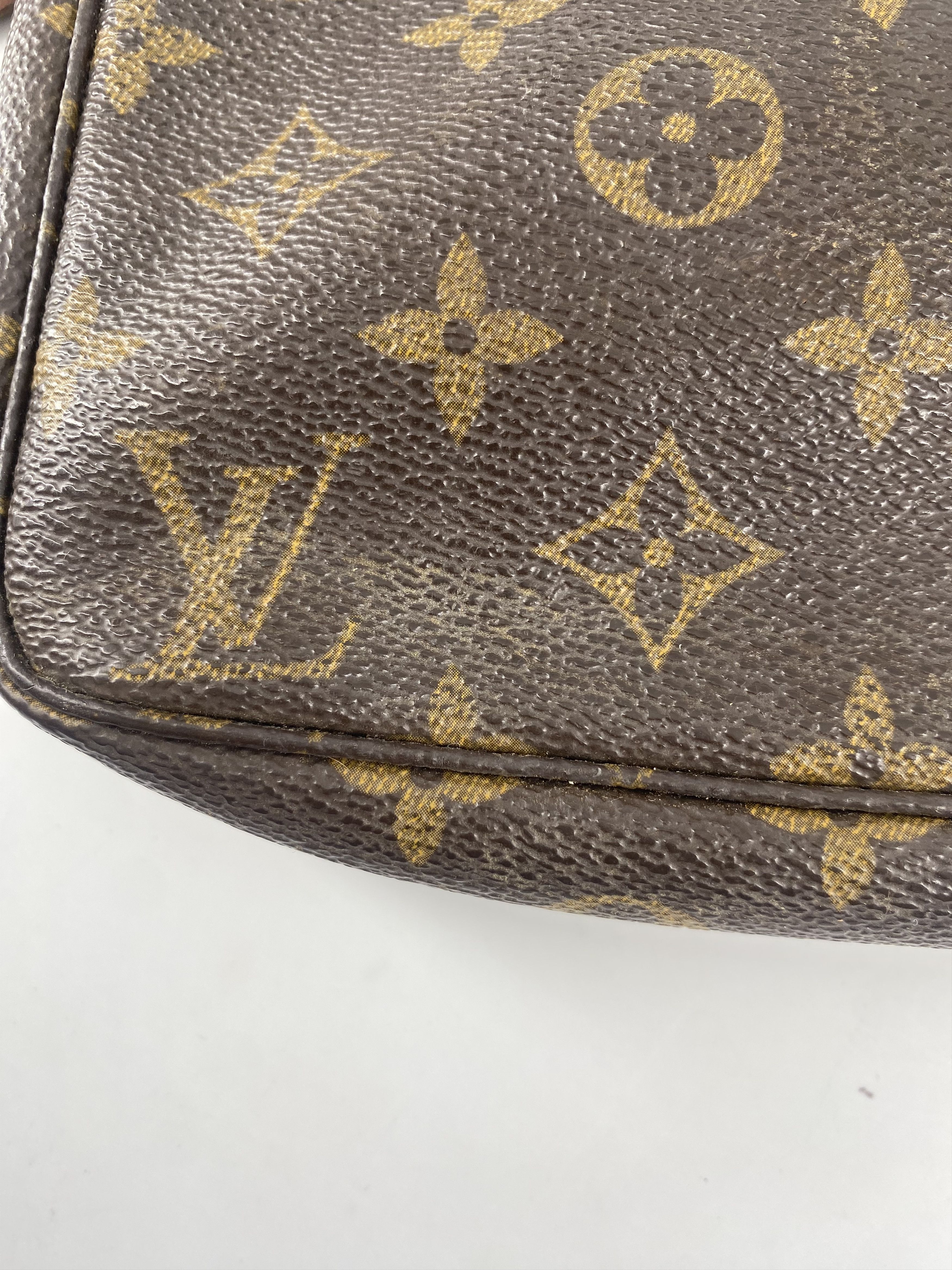 Louis Vuitton Louis Vuitton Pochette Accessoires Monogram Canvas Size ONE SIZE - 6 Thumbnail