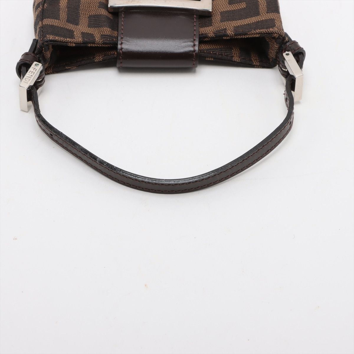 Fendi Fendi FF Logo Pouch Leather Size ONE SIZE - 7 Thumbnail
