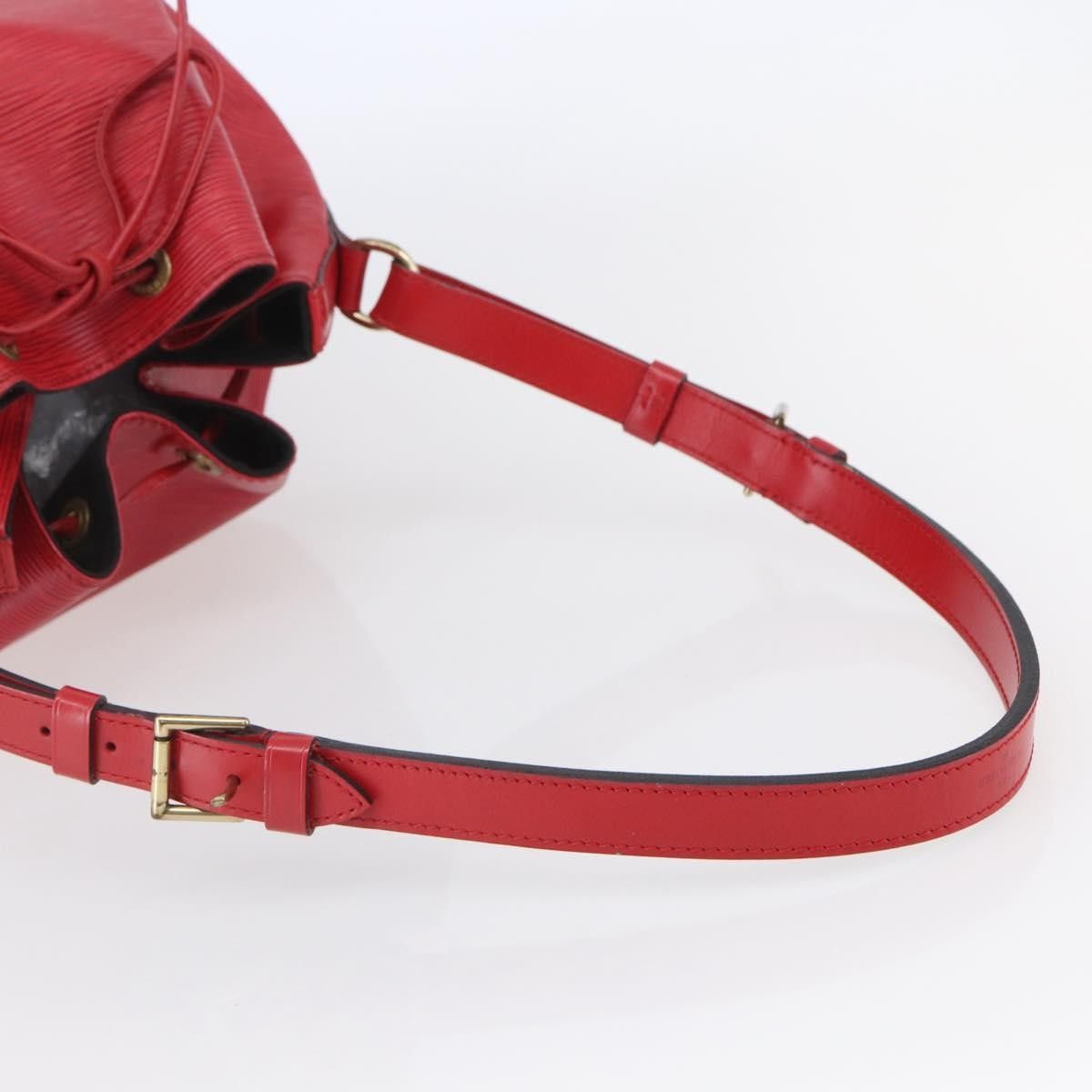 Louis Vuitton Louis Vuitton Petit Noe Handbag Epi Leather Size ONE SIZE - 8 Thumbnail