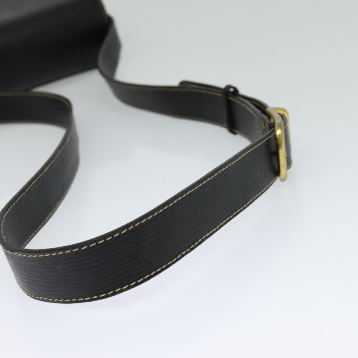 Celine Celine Vintage Circle Logo Crossbody Bag Leather Size ONE SIZE - 7 Thumbnail