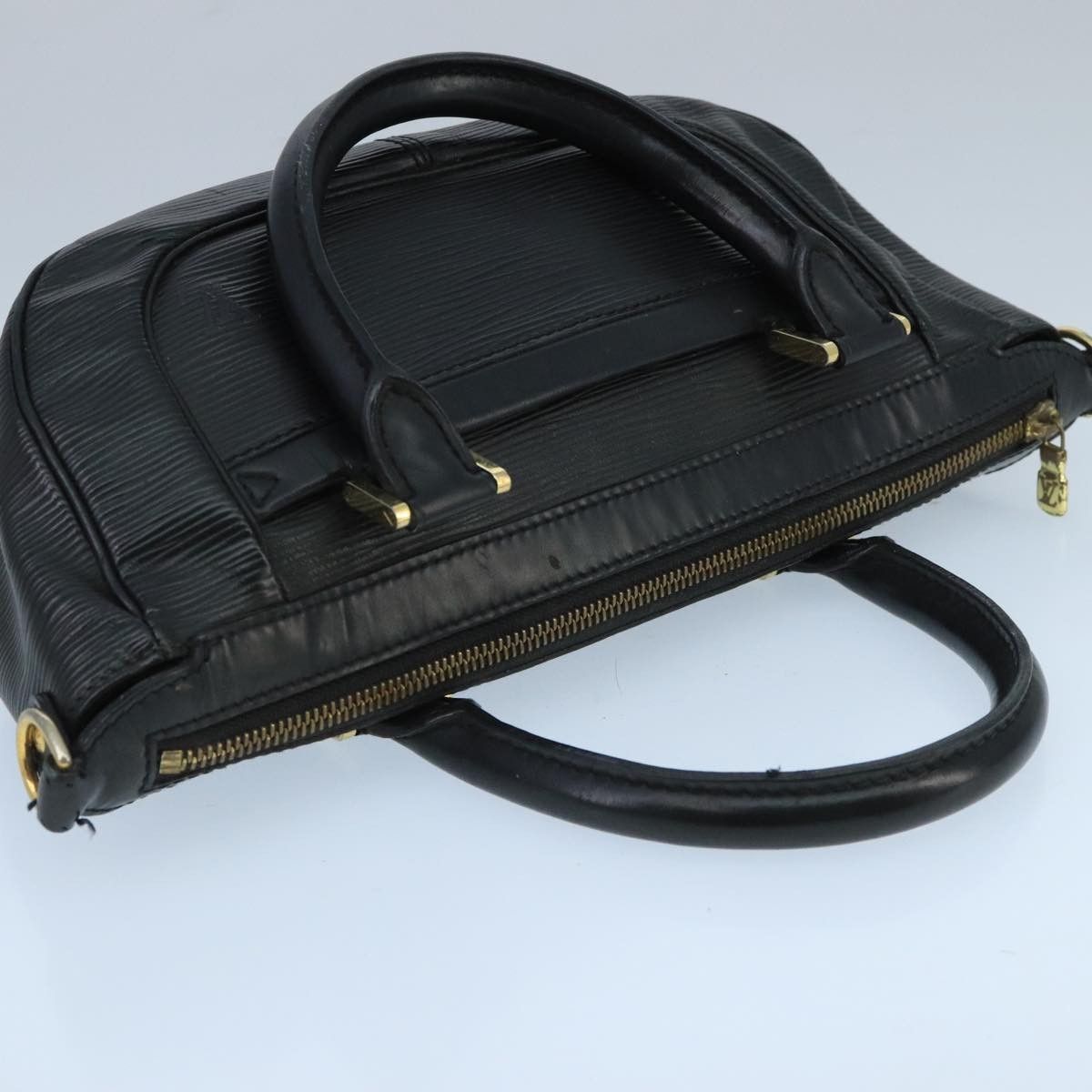 Louis Vuitton Louis Vuitton Dhanura Handbag Epi Leather Size ONE SIZE - 16 Thumbnail