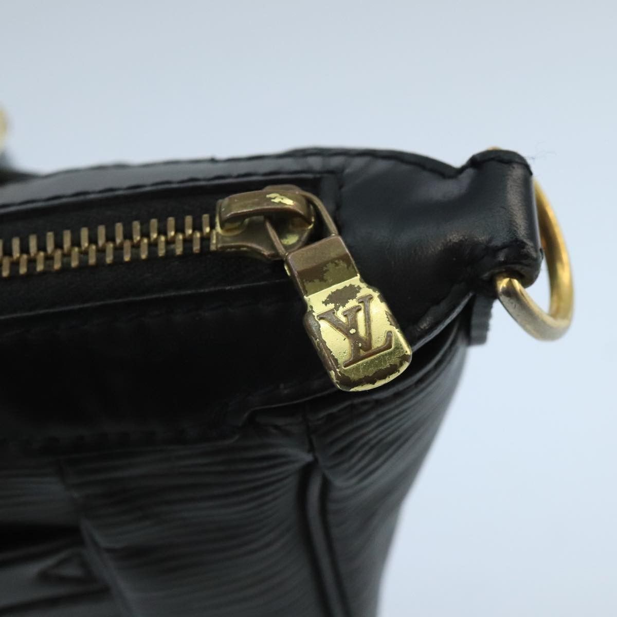 Louis Vuitton Louis Vuitton Dhanura Handbag Epi Leather Size ONE SIZE - 13 Thumbnail