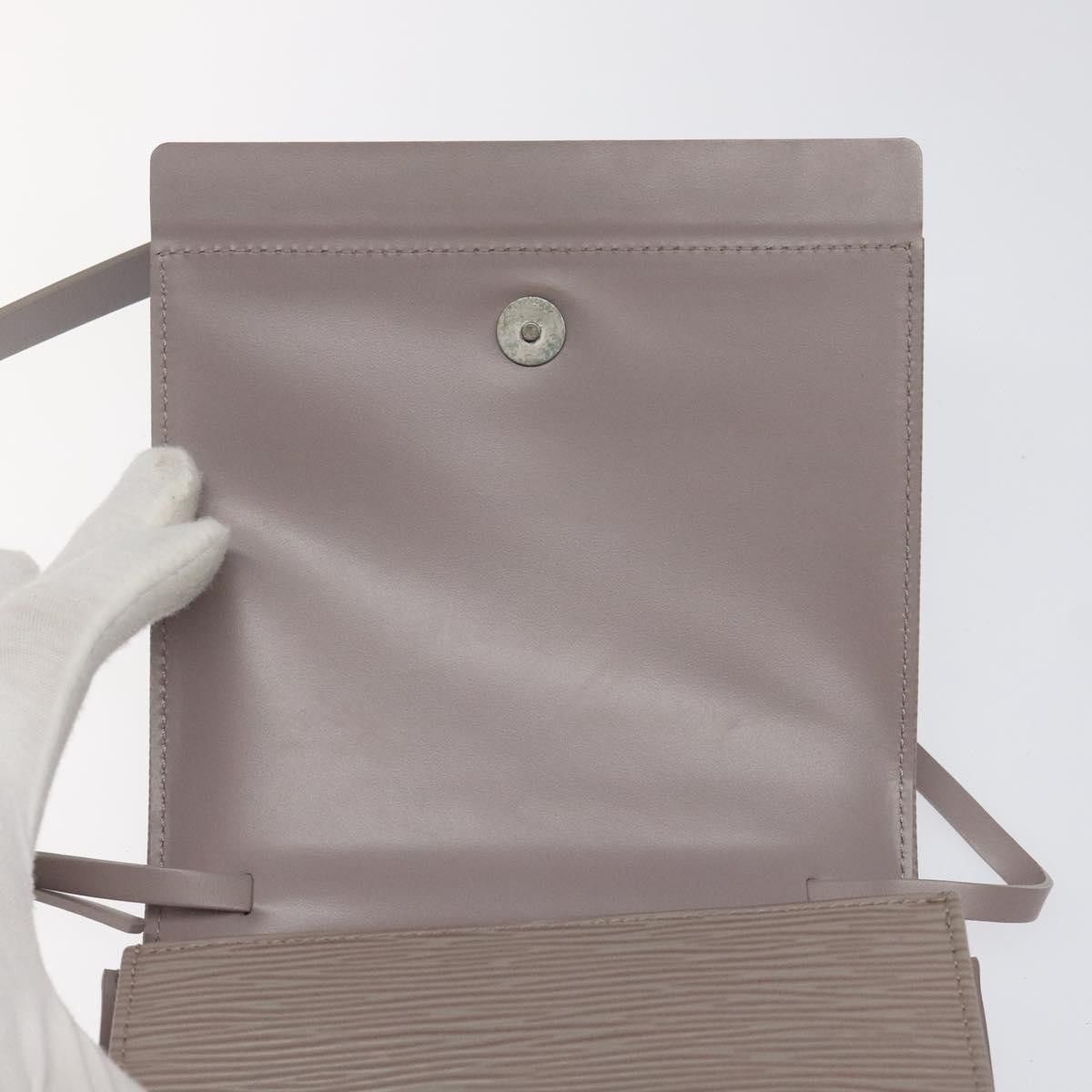 Louis Vuitton Louis Vuitton Biarritz Shoulder Bag Epi Leather Size ONE SIZE - 17 Thumbnail
