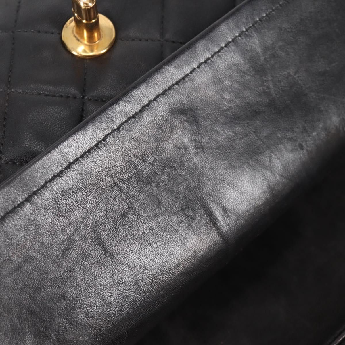 Chanel Chanel Vintage Classic Double Flap Bag Quilted Lambskin Size ONE SIZE - 21 Thumbnail