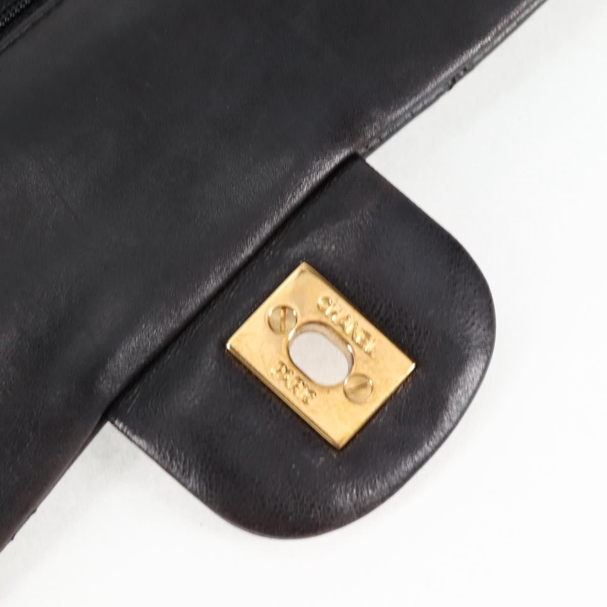 Chanel Chanel Vintage Classic Double Flap Bag Quilted Lambskin Size ONE SIZE - 18 Thumbnail