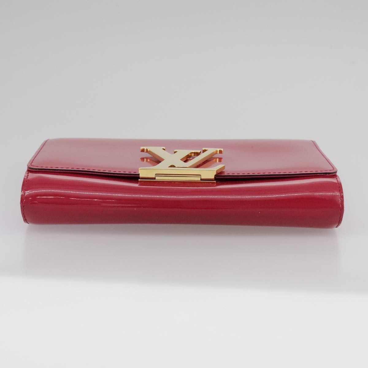 Louis Vuitton Louis Vuitton Louise Clutch Patent Size ONE SIZE - 23 Thumbnail