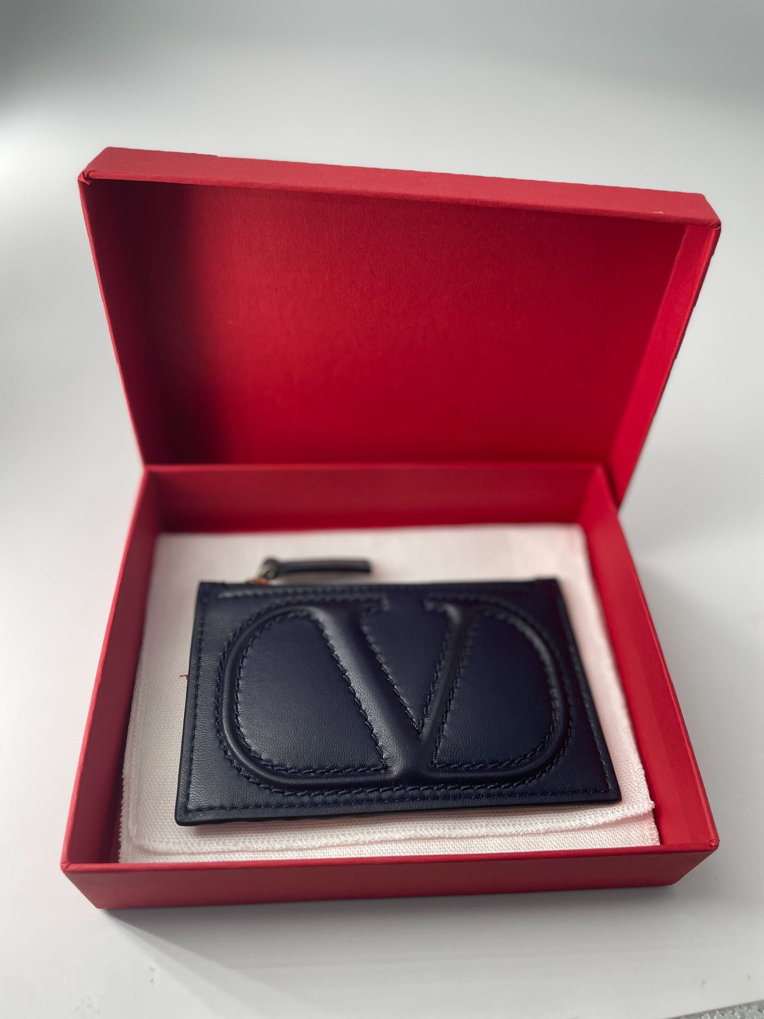 Valentino Valentino Garavani Rockstud Pouch Leather Size ONE SIZE - 4 Thumbnail