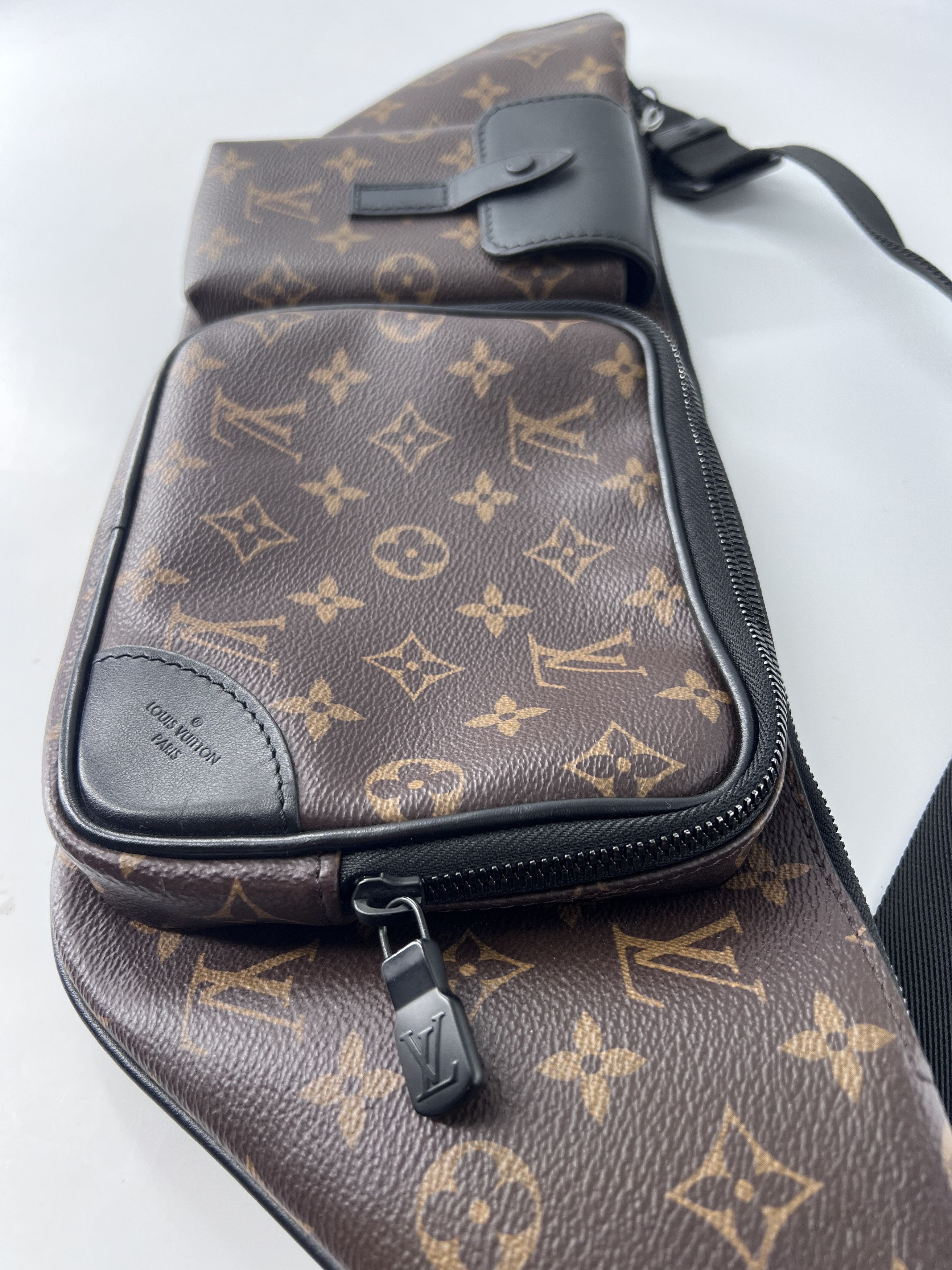 Louis Vuitton Louis Vuitton Christopher Bumbag Macassar Monogram Canvas Size ONE SIZE - 3 Thumbnail