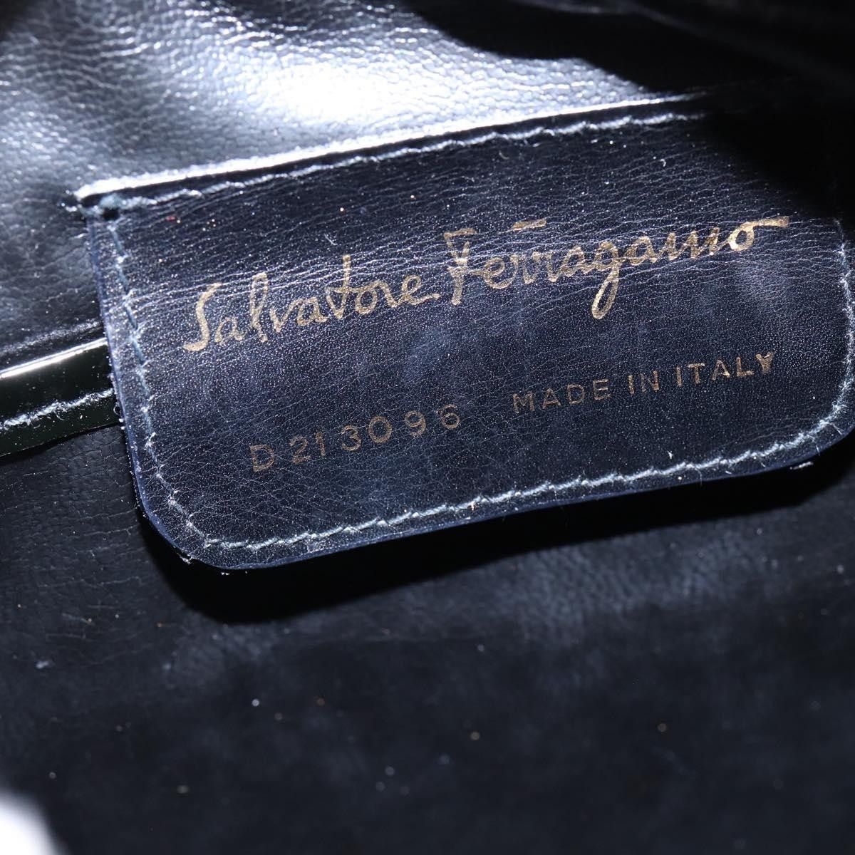 Salvatore Ferragamo Salvatore Ferragamo Vara Bow camera Patent Leather Size ONE SIZE - 6 Thumbnail