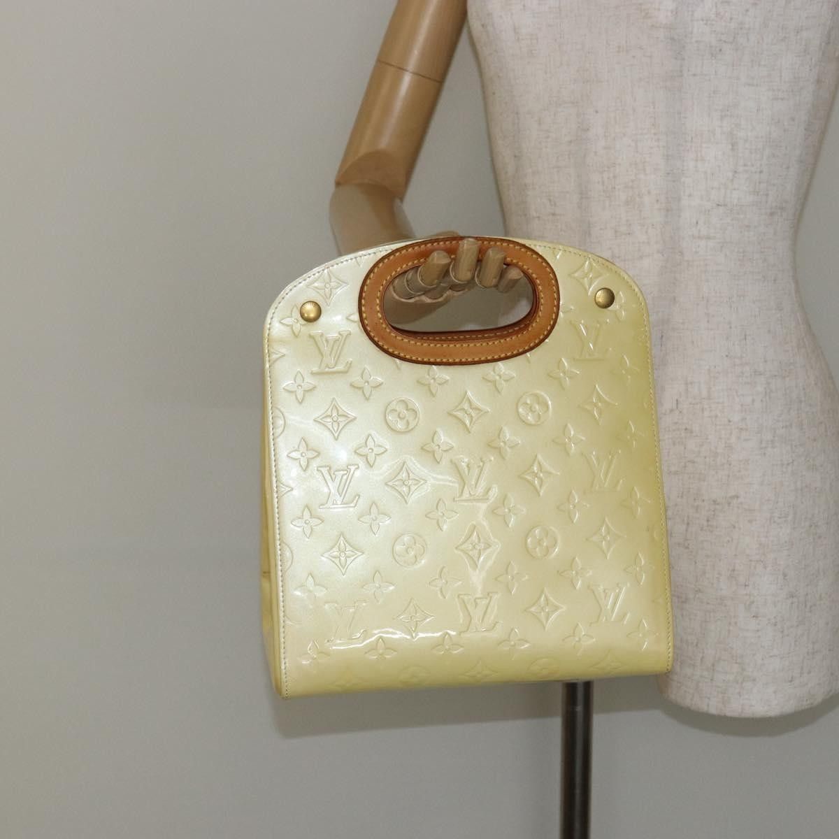 Louis Vuitton Louis Vuitton Maple Drive Handbag Monogram Vernis Size ONE SIZE - 13 Thumbnail