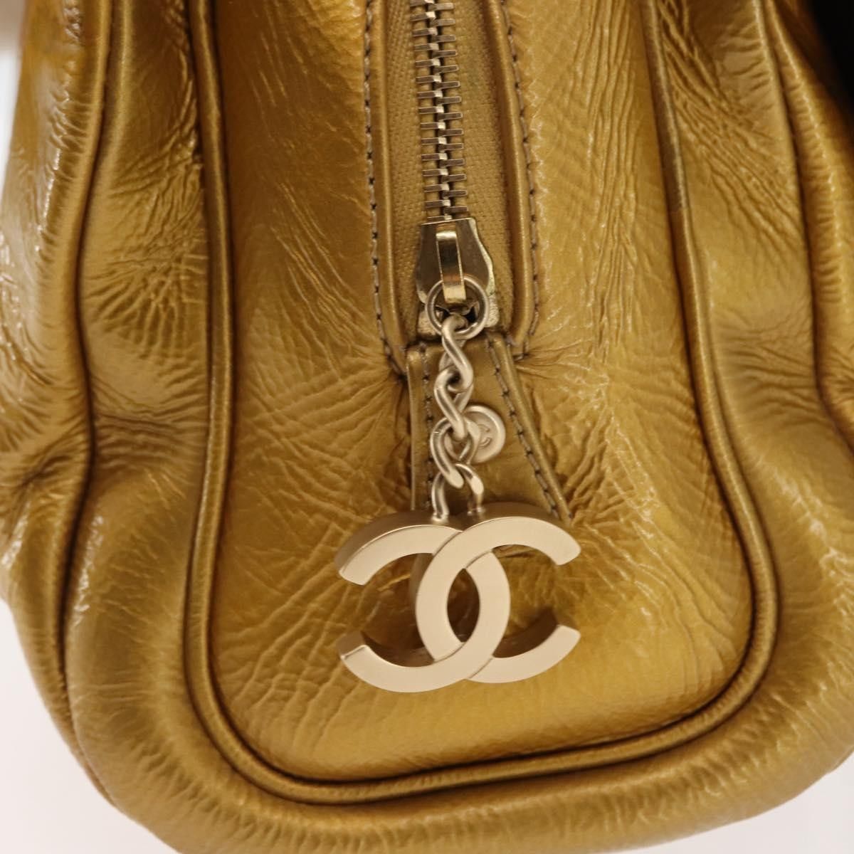 Chanel Chanel Luxe Ligne Flap Bag Patent Size ONE SIZE - 12 Thumbnail
