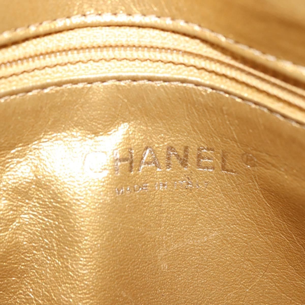 Chanel Chanel Luxe Ligne Flap Bag Patent Size ONE SIZE - 6 Thumbnail