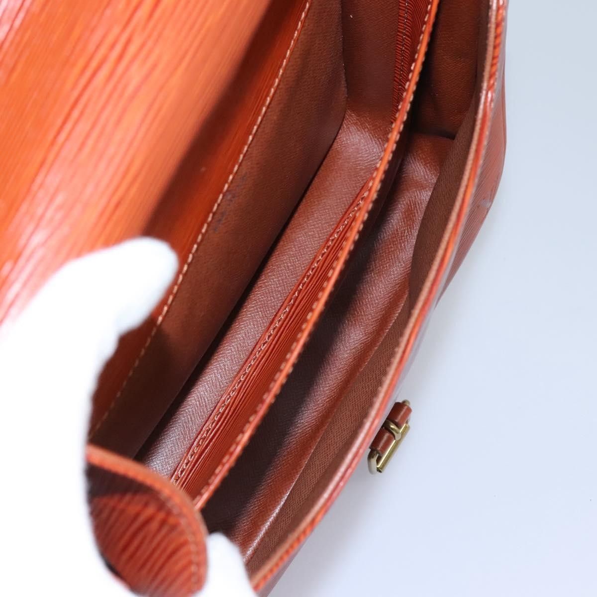 Louis Vuitton Louis Vuitton Cartouchiere Handbag Epi Leather Size ONE SIZE - 5 Thumbnail