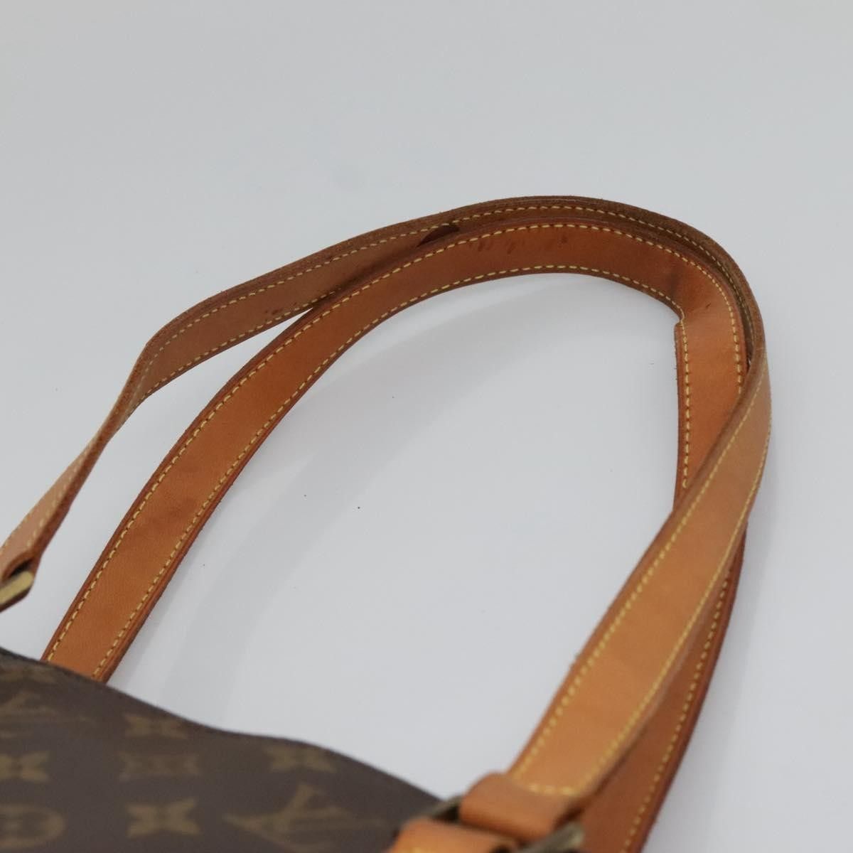 Louis Vuitton Louis Vuitton Luco Handbag Monogram Canvas Size ONE SIZE - 8 Thumbnail