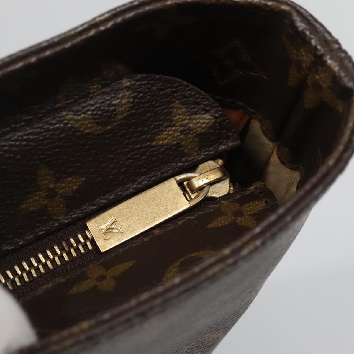 Louis Vuitton Louis Vuitton Luco Handbag Monogram Canvas Size ONE SIZE - 13 Thumbnail