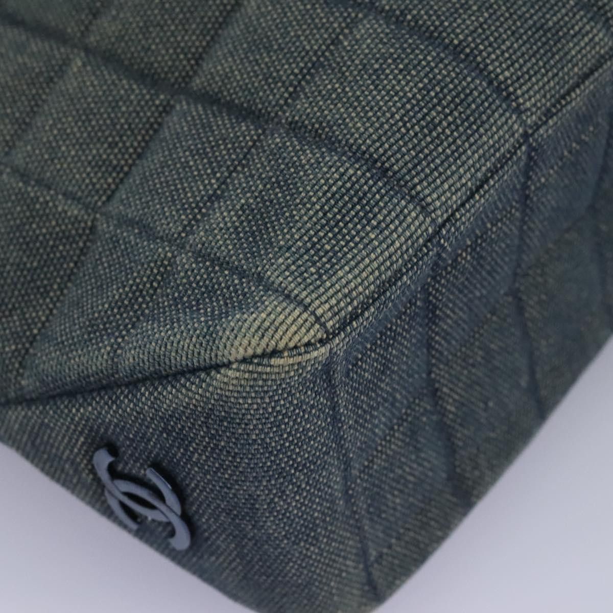 Chanel Chanel Chocolate Bar Tote Quilted Canvas Size ONE SIZE - 9 Thumbnail