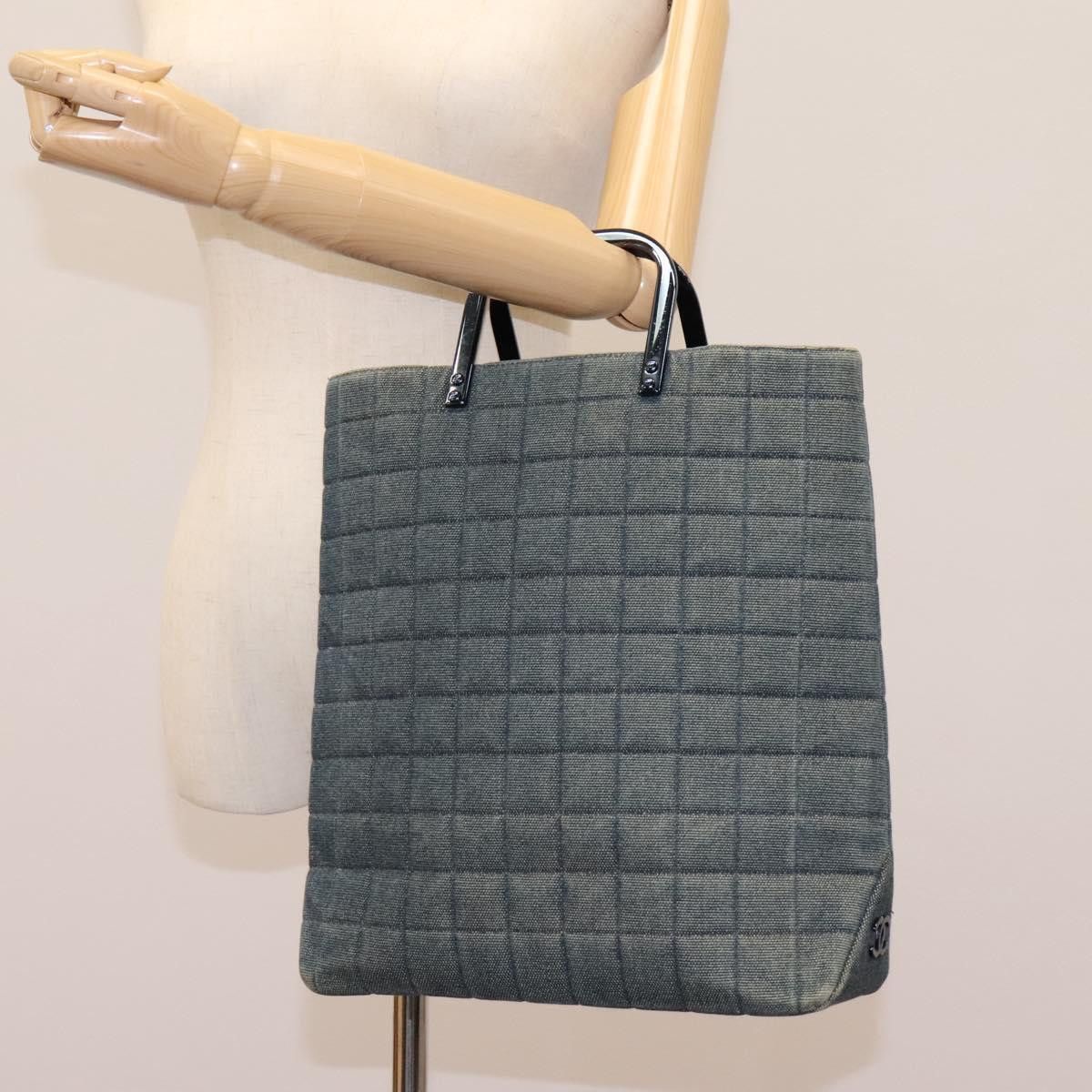 Chanel Chanel Chocolate Bar Tote Quilted Canvas Size ONE SIZE - 13 Thumbnail