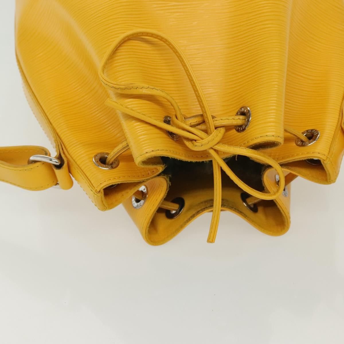 Louis Vuitton Louis Vuitton Noe Handbag Epi Leather Size ONE SIZE - 16 Thumbnail