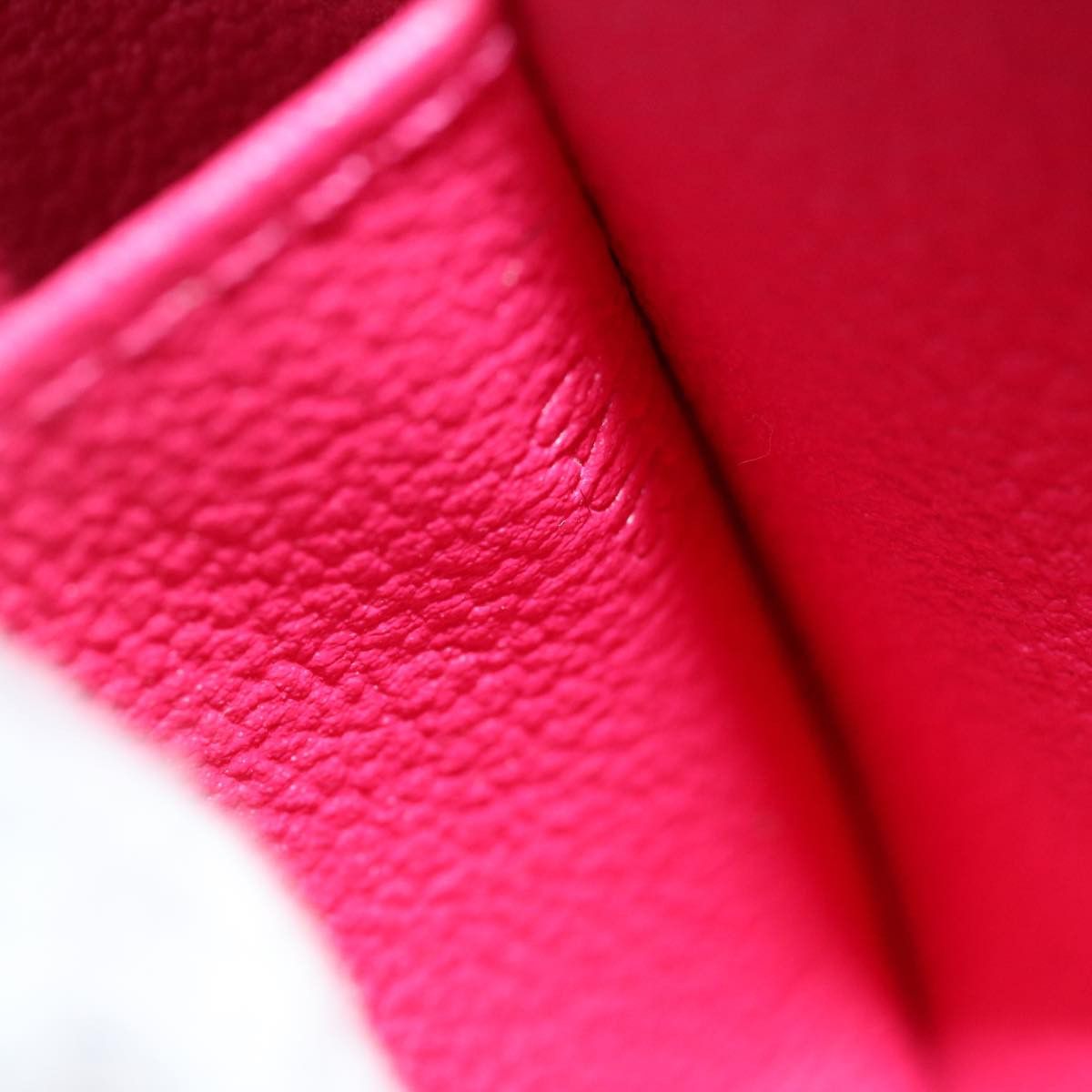 Louis Vuitton Louis Vuitton Cosmetic Case Monogram Vernis Size ONE SIZE - 6 Thumbnail