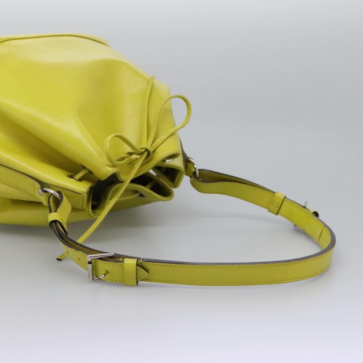 Louis Vuitton Louis Vuitton Petit Noe Handbag Epi Leather Size ONE SIZE - 17 Thumbnail