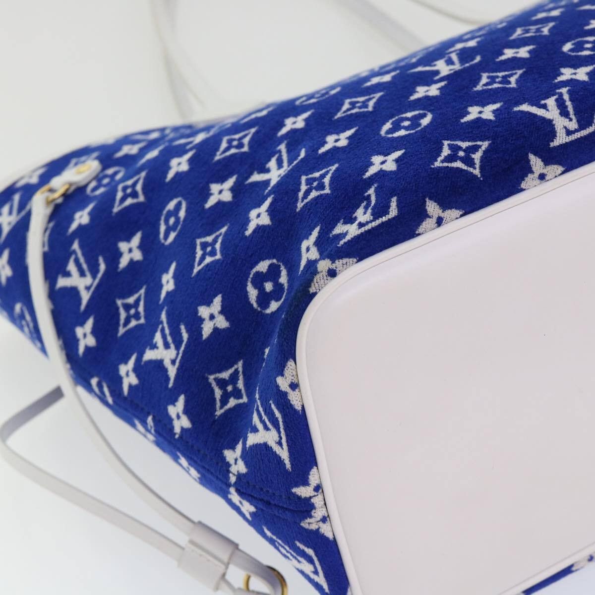 Louis Vuitton Louis Vuitton Neverfull NM Tote LV Match Monogram Jacquard Velvet Size ONE SIZE - 8 Thumbnail