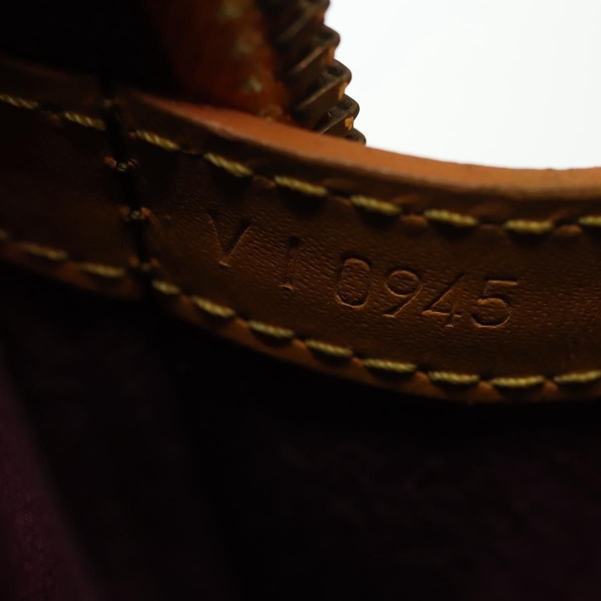Louis Vuitton Louis Vuitton Gobelins Backpack Epi Leather Size ONE SIZE - 7 Thumbnail