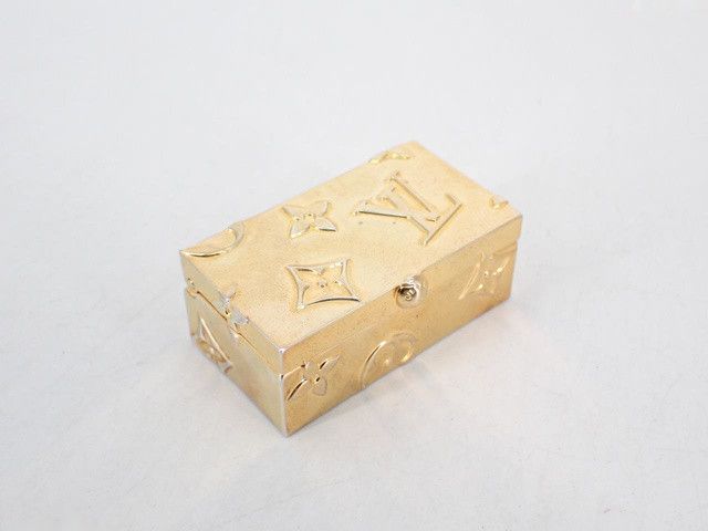 Louis Vuitton Louis Vuitton LV Initiales Pendant Metal Size ONE SIZE - 4 Thumbnail