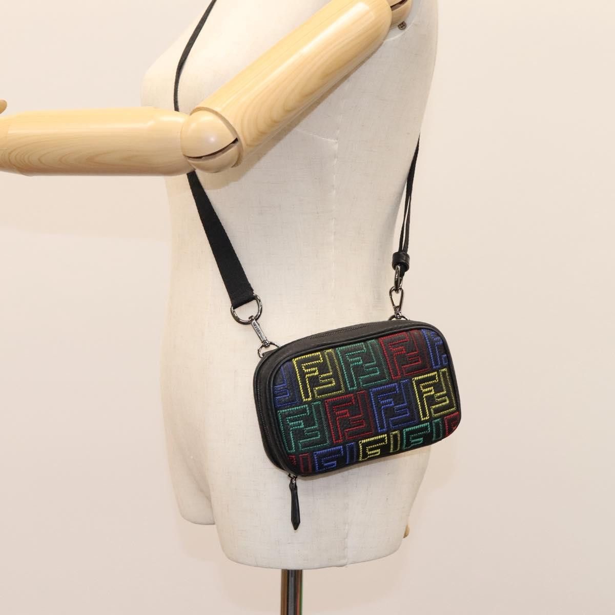 Fendi Fendi Camera Bag Zucca Embossed Leather Size ONE SIZE - 14 Thumbnail