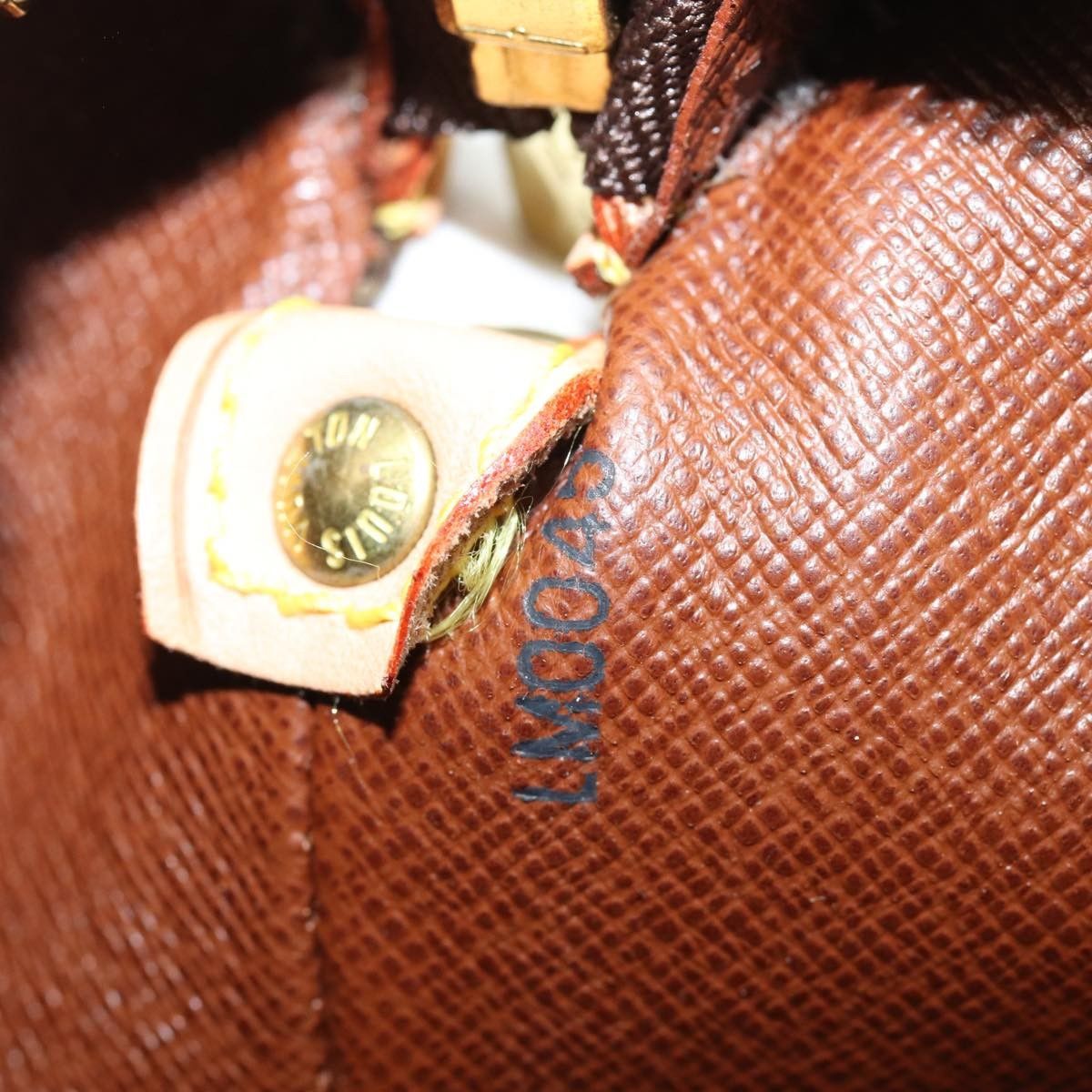 Louis Vuitton Louis Vuitton Drouot Handbag Monogram Canvas Size ONE SIZE - 7 Thumbnail