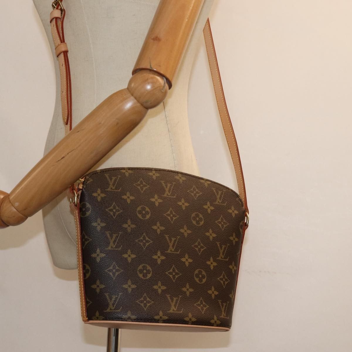 Louis Vuitton Louis Vuitton Drouot Handbag Monogram Canvas Size ONE SIZE - 15 Thumbnail