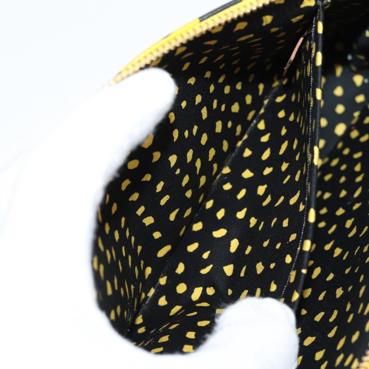 Louis Vuitton Louis Vuitton Pochette Accessoires Yayoi Kusama Painted Dots Monogram vernis Size ONE SIZE - 21 Thumbnail