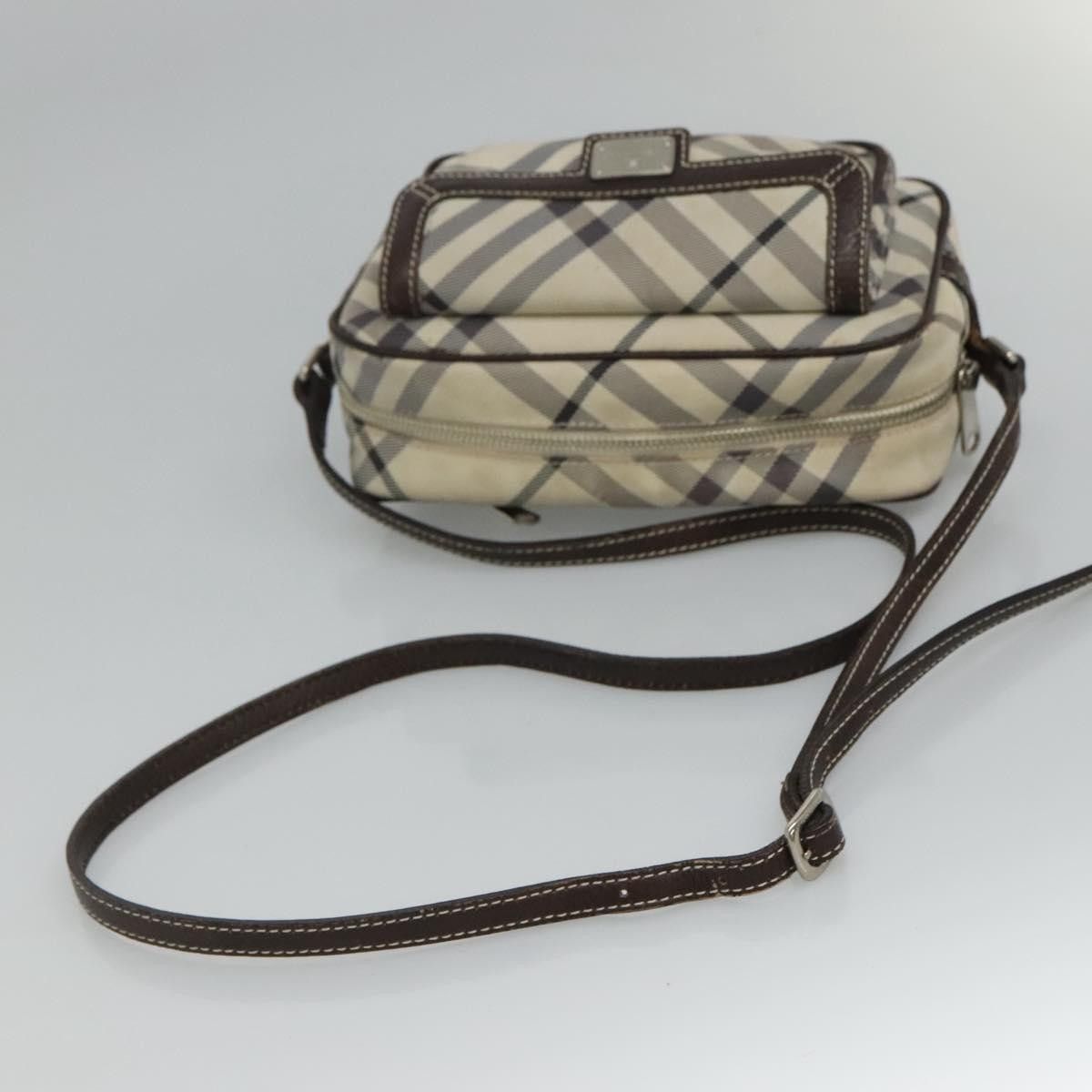 Burberry Burberry Nova Check Blue Label Nylon Size ONE SIZE - 8 Thumbnail