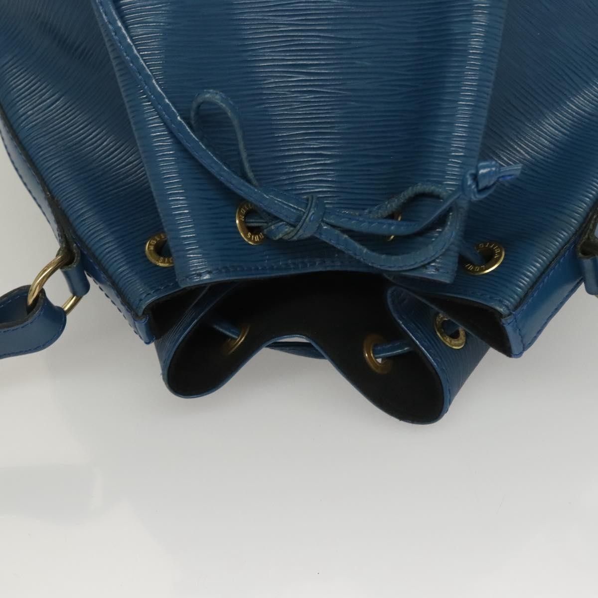 Louis Vuitton Louis Vuitton Petit Noe Handbag Epi Leather Size ONE SIZE - 15 Thumbnail