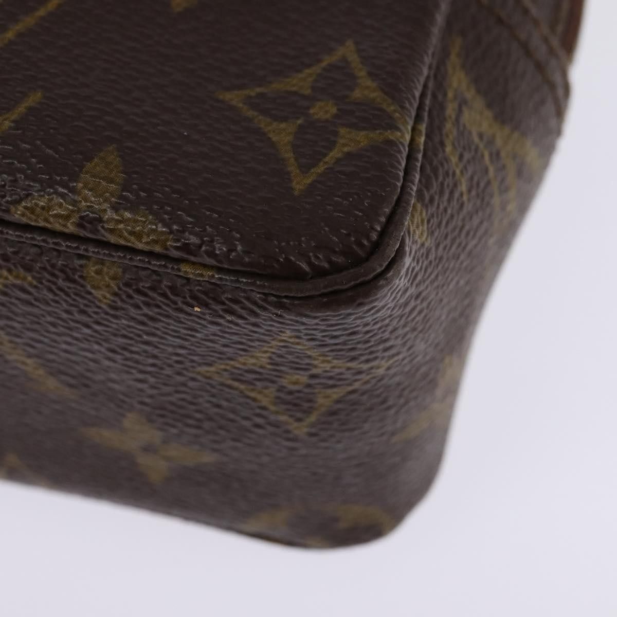 Louis Vuitton Louis Vuitton Trousse Toiletry Pouch Monogram Canvas Size ONE SIZE - 9 Thumbnail