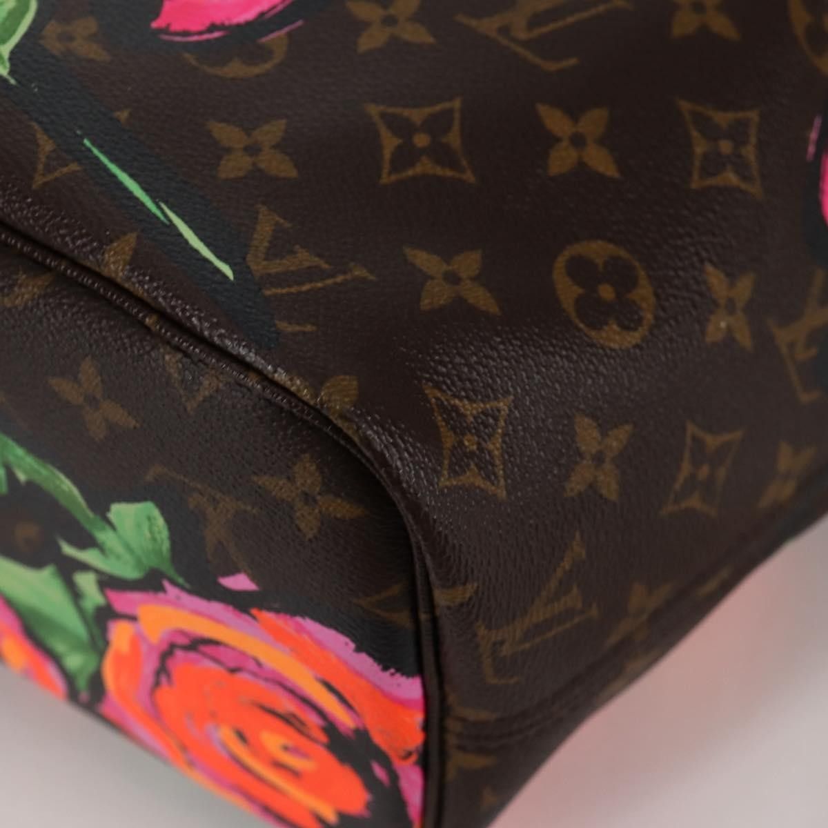 Louis Vuitton Louis Vuitton Neverfull Tote Limited Edition Monogram Roses Size ONE SIZE - 11 Thumbnail