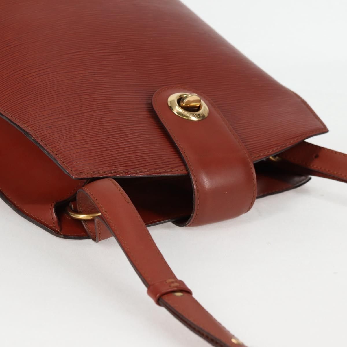 Louis Vuitton Louis Vuitton Cluny Shoulder Bag Epi Leather Size ONE SIZE - 16 Thumbnail