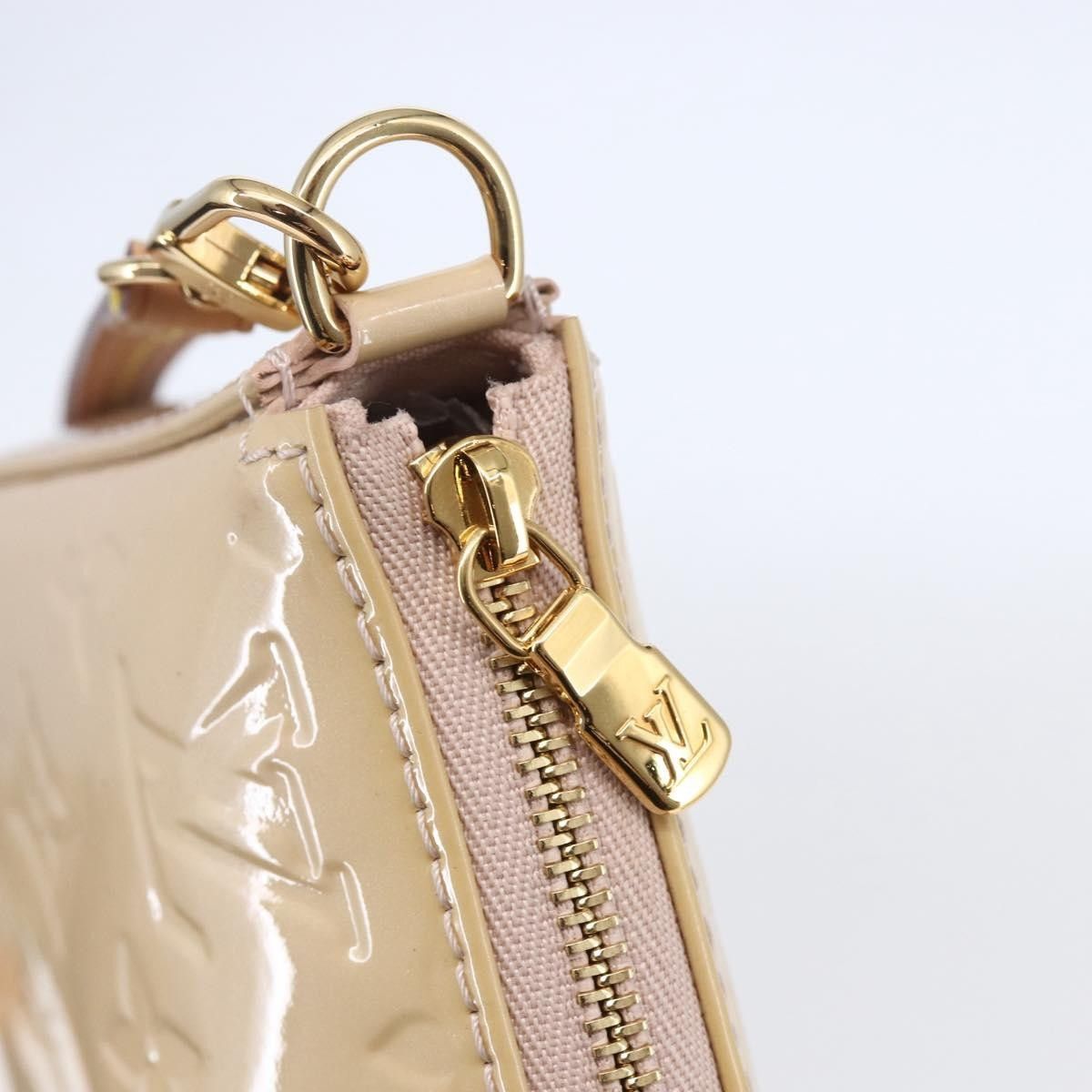 Louis Vuitton Louis Vuitton Pochette Accessoires Patent Leather Size ONE SIZE - 14 Thumbnail