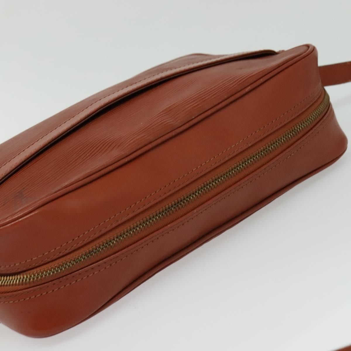 Louis Vuitton Louis Vuitton Trocadero Handbag Epi Leather Size ONE SIZE - 16 Thumbnail