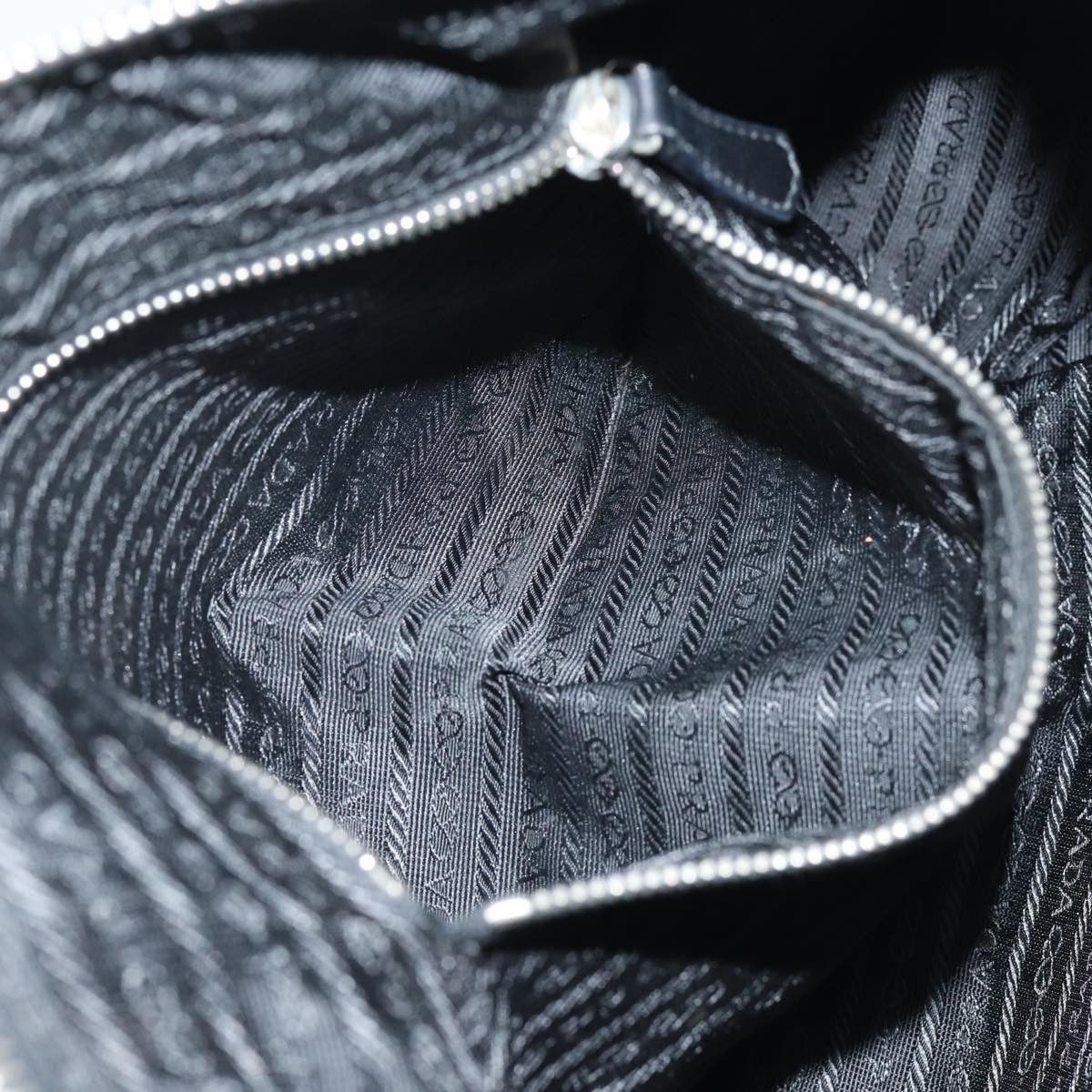 Prada Prada Zip Hobo Tessuto with Leather Size ONE SIZE - 24 Thumbnail