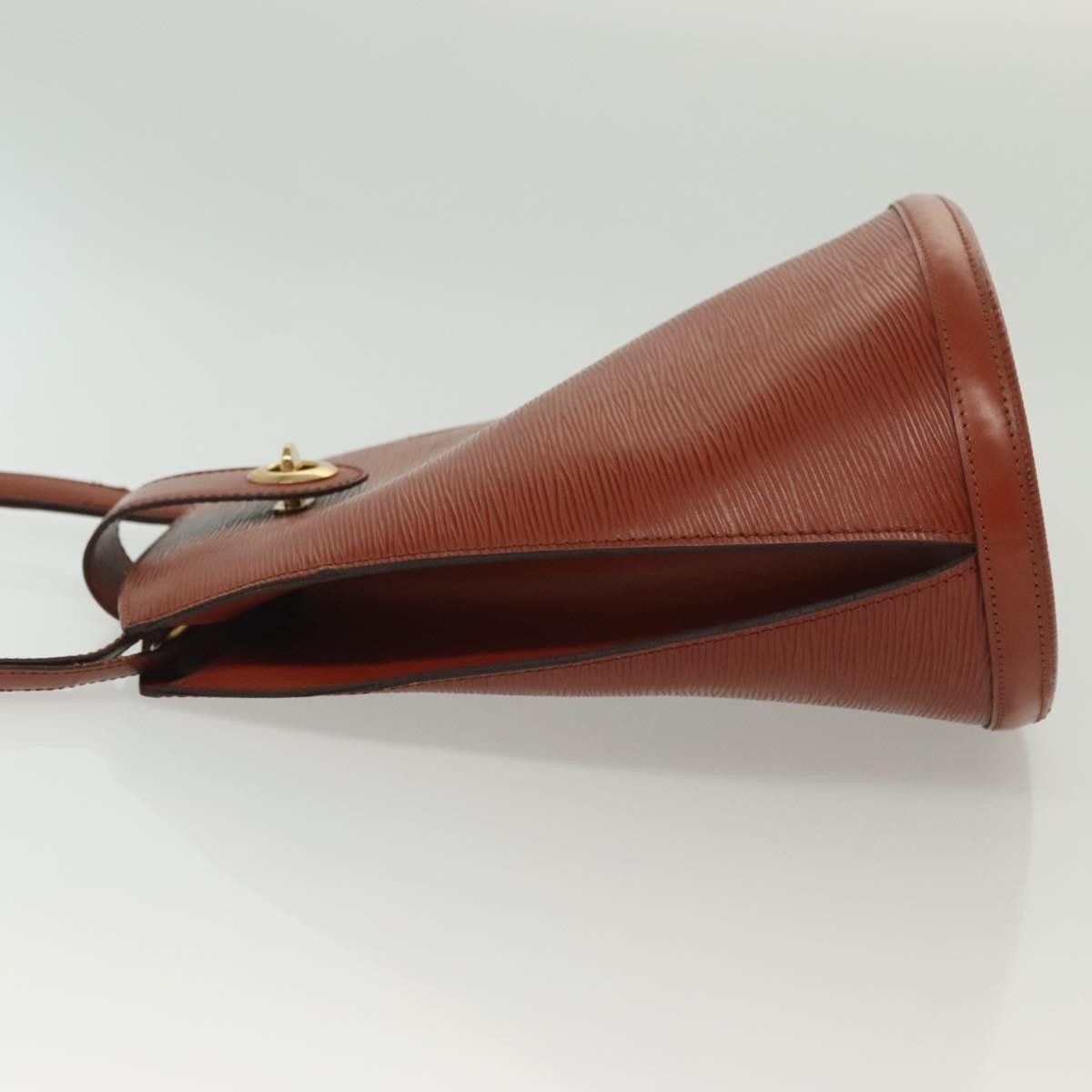 Louis Vuitton Louis Vuitton Cluny Shoulder Bag Epi Leather Size ONE SIZE - 4 Thumbnail