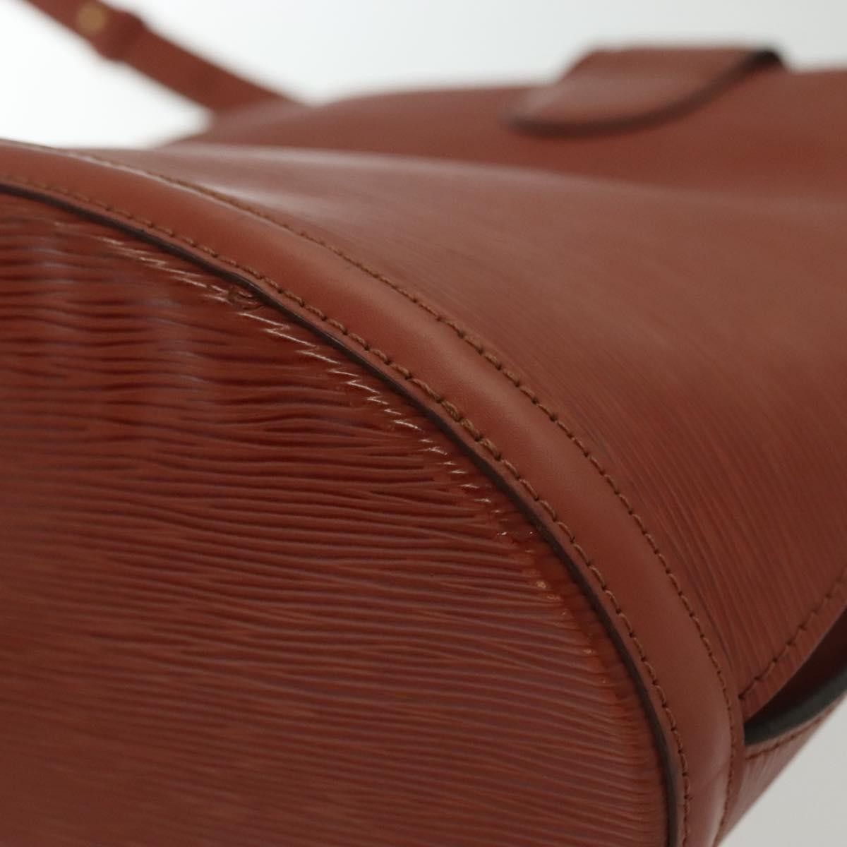 Louis Vuitton Louis Vuitton Cluny Shoulder Bag Epi Leather Size ONE SIZE - 12 Thumbnail