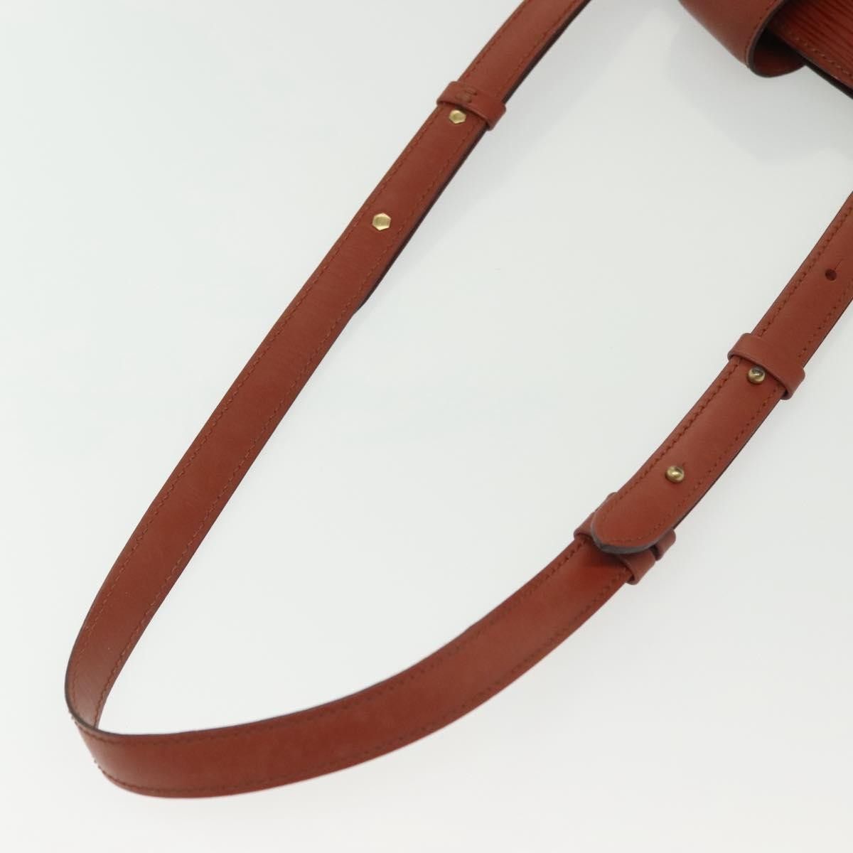 Louis Vuitton Louis Vuitton Cluny Shoulder Bag Epi Leather Size ONE SIZE - 8 Thumbnail