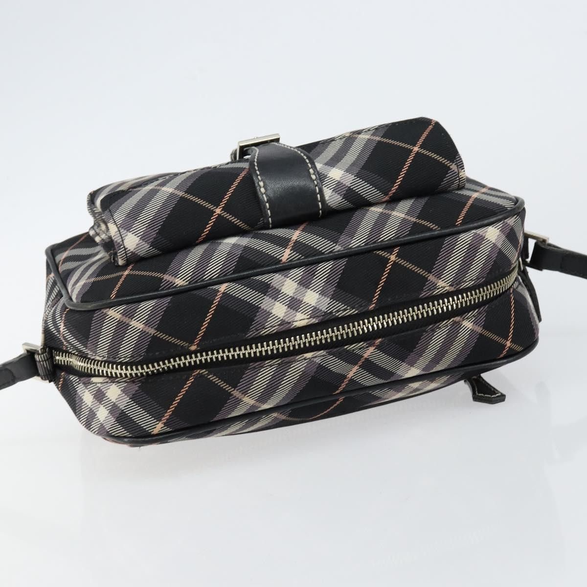 Burberry Burberry Nova Check Blue Label Nylon Size ONE SIZE - 16 Thumbnail