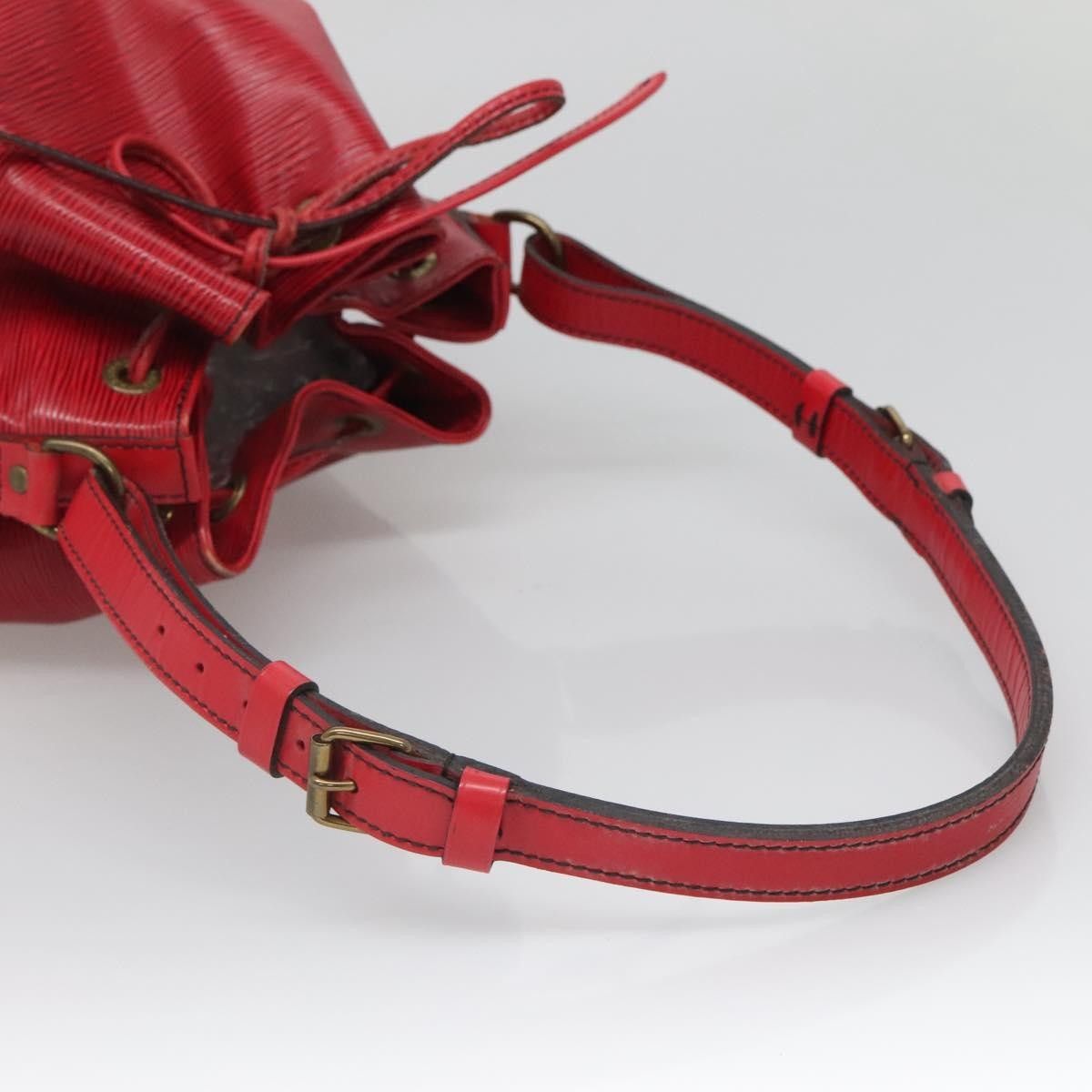 Louis Vuitton Louis Vuitton Noe Handbag Epi Leather Size ONE SIZE - 16 Thumbnail
