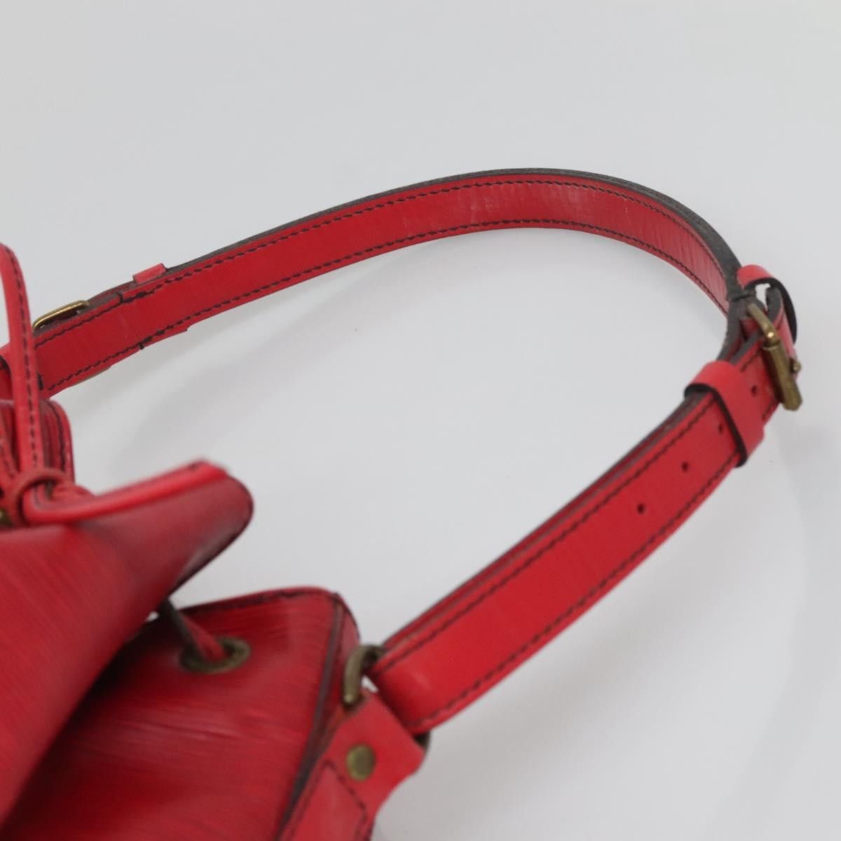 Louis Vuitton Louis Vuitton Noe Handbag Epi Leather Size ONE SIZE - 8 Thumbnail