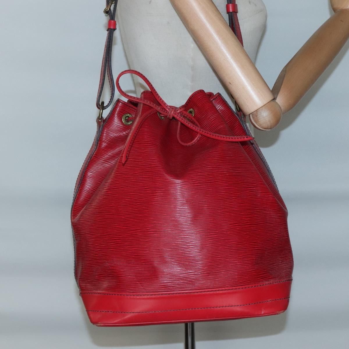 Louis Vuitton Louis Vuitton Noe Handbag Epi Leather Size ONE SIZE - 14 Thumbnail