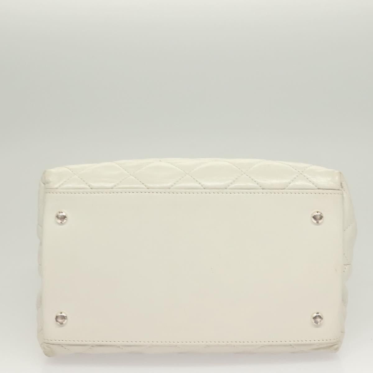 Chanel Chanel Chain Me Tote Quilted Calfskin Size ONE SIZE - 19 Thumbnail