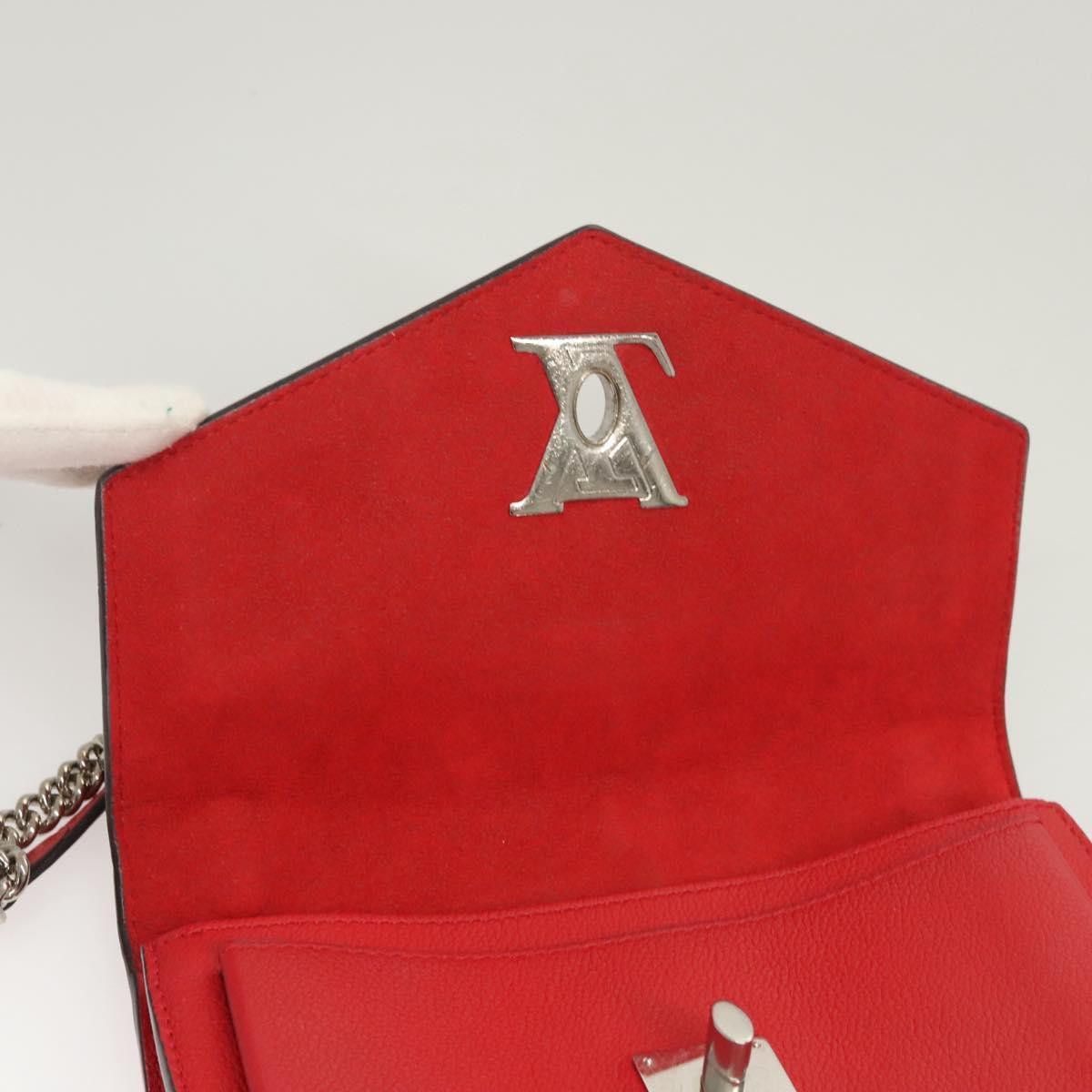 Louis Vuitton Louis Vuitton Mylockme Handbag Leather Size ONE SIZE - 19 Thumbnail