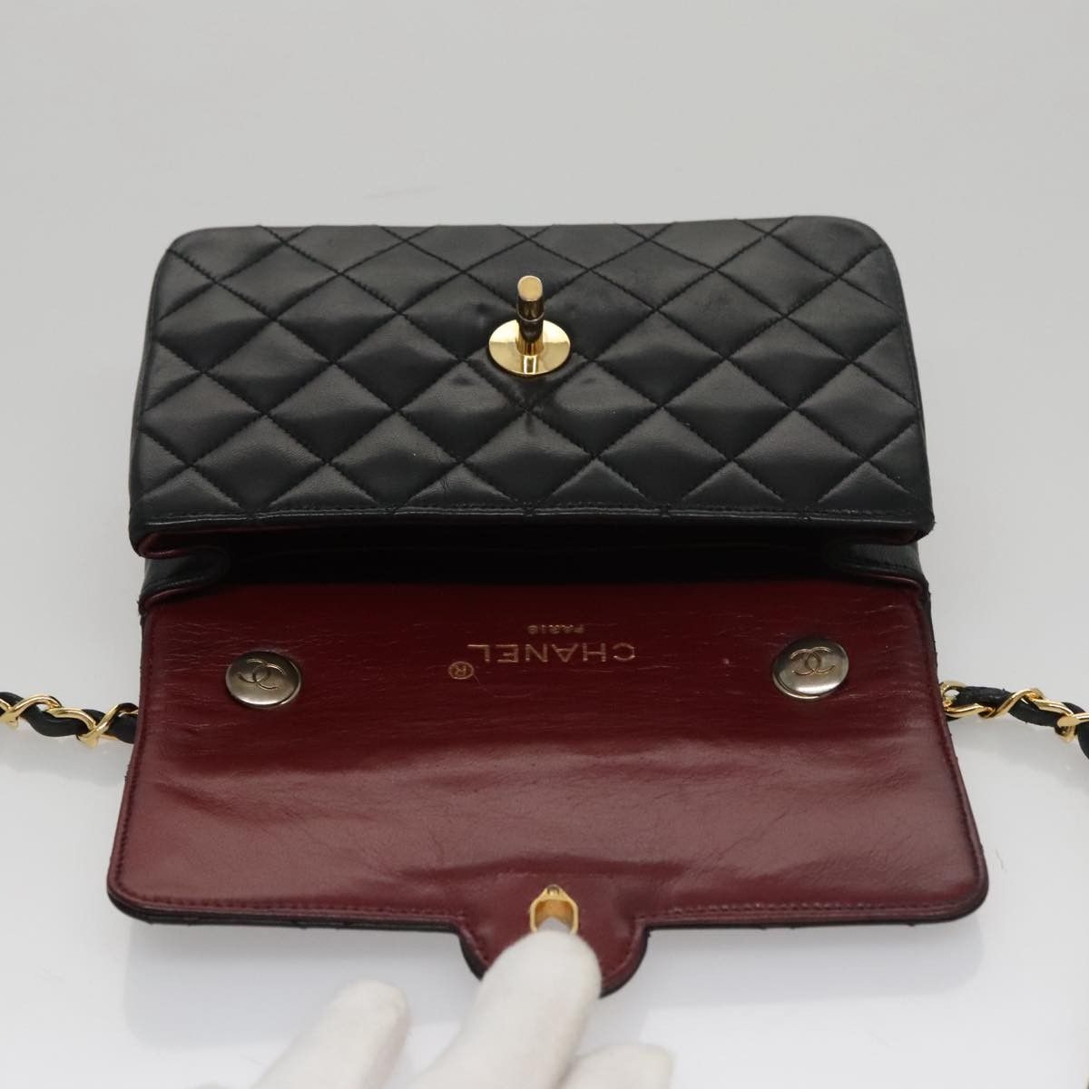 Chanel Chanel Vintage CC Chain Flap Bag Quilted Lambskin Size ONE SIZE - 18 Thumbnail