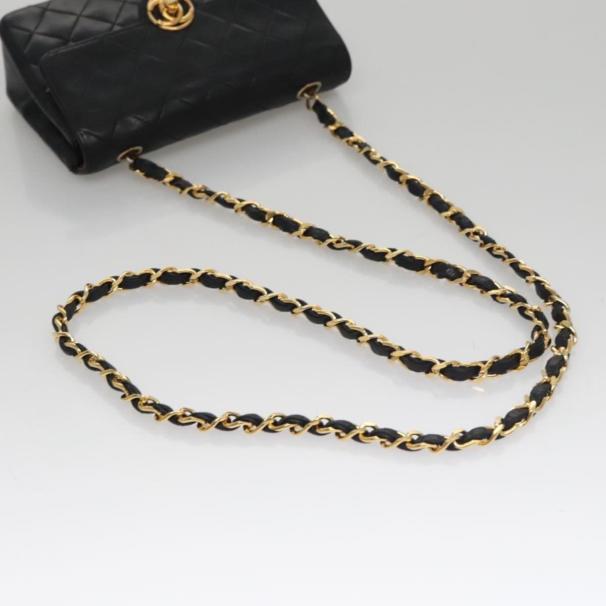 Chanel Chanel Vintage CC Chain Flap Bag Quilted Lambskin Size ONE SIZE - 8 Thumbnail